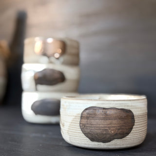 Keramikschale in effektreichem Creme und Gold