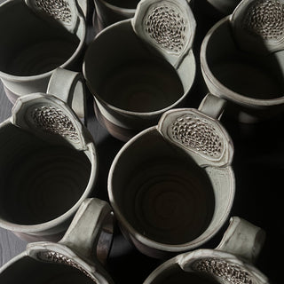 Ingwer Tasse Jade Gold  | black clay
