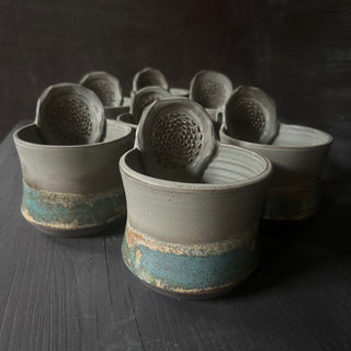Ingwer Tasse Jade Kristall Riff | black clay