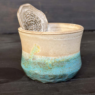 Ingwer Becher Creme Kristall Riff | black clay