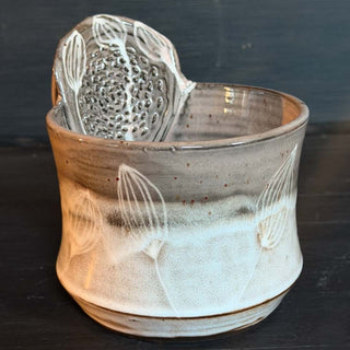 Ingwer Tasse Unikat  #4/2 "Knospe" | black clay