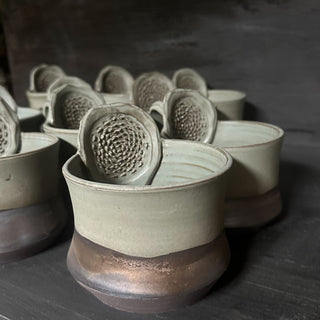 Ingwer Tasse Jade Gold  | black clay