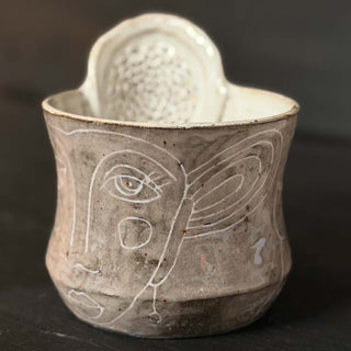 Ingwer Tasse Unikat  #4/1 "Faces" | black clay