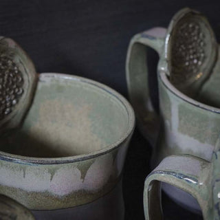 Ingwer Tasse Herbstfarn mit Twist | black clay
