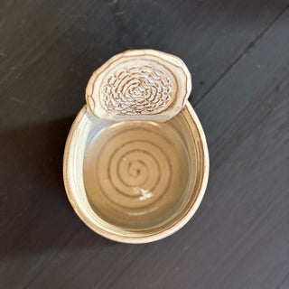 Ingwer Becher Creme Herbstfarn | black clay