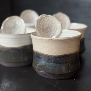 Ingwer Tasse Morgennebel Blaue Nacht | black clay