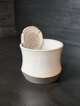 Ingwer Tasse Morgennebel & Echtgold Veredelung | black clay