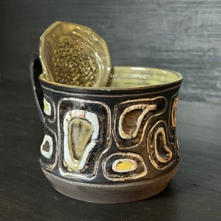 Ingwer Tasse Unikat  #2/2 "a crack in everything" | black clay