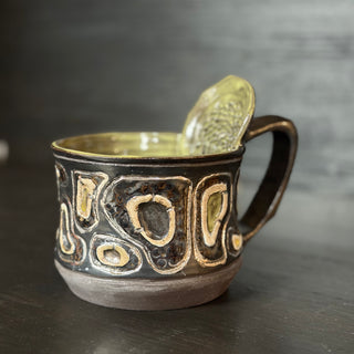 Ingwer Tasse Unikat  #2/2 "a crack in everything" | black clay