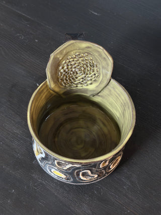 Ingwer Tasse Unikat  #2/2 "a crack in everything" | black clay