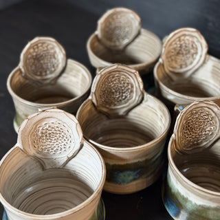 Ingwer Tasse Phantasma | black clay